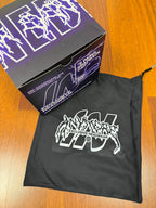 INNEDIT X ANYMORE “MURATRAVIS” -FULL SET (CAJA, CUBREPOLVOS)
