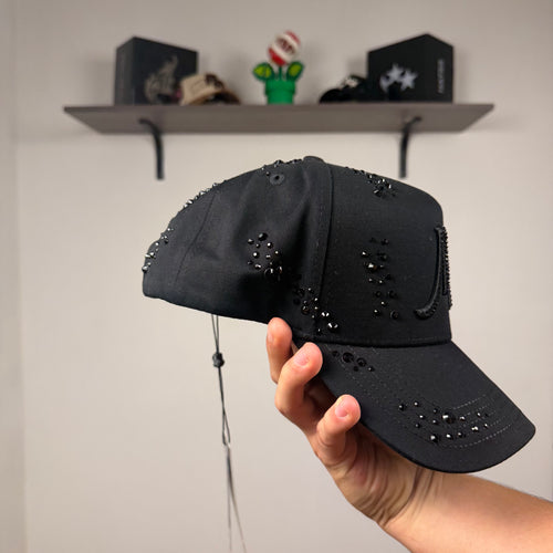 31 HATS “MAGO BLACK”